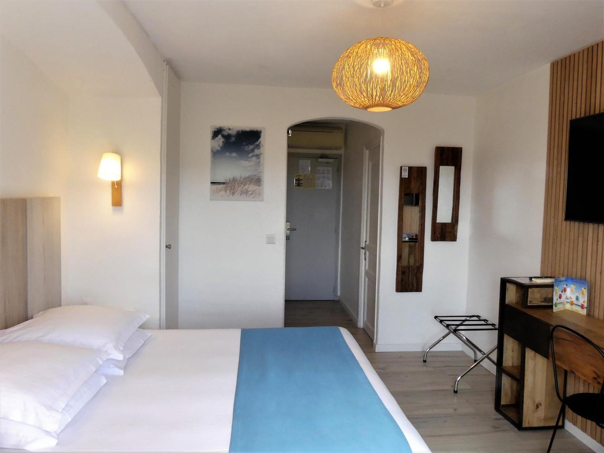 Hotel De La Vierge Noire Sainte-Maxime Dış mekan fotoğraf